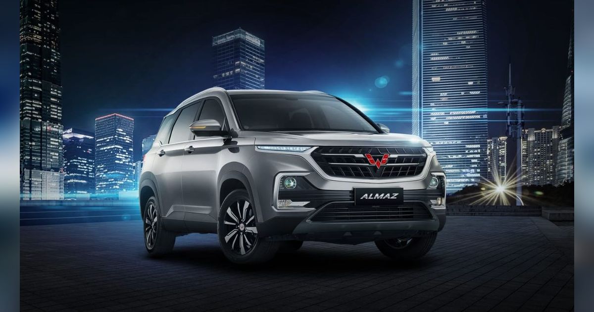 Tidak Cukup Satu, Cerita Konsumen Ini Punya Tiga Mobil Wuling
