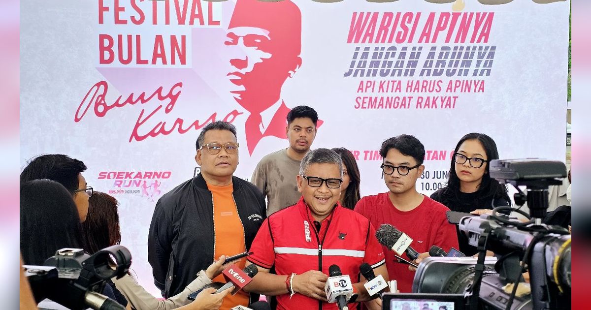 Hasto Tegaskan PDIP Melawan, Pilkada Jatim dan Sumut Tak Bakal Ada Kotak Kosong