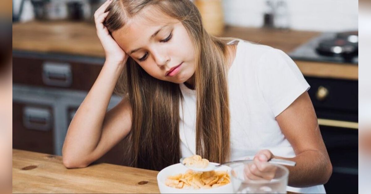 7 Cara Menghadapi Anak Susah Makan atau Picky Eater Menurut Ahli Nutrisi