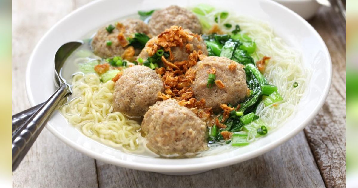 Wanita Cantik ini Sebut Bakso Makanan Kelas Bawah, Tiba-tiba Langsung 'Kena Karma'