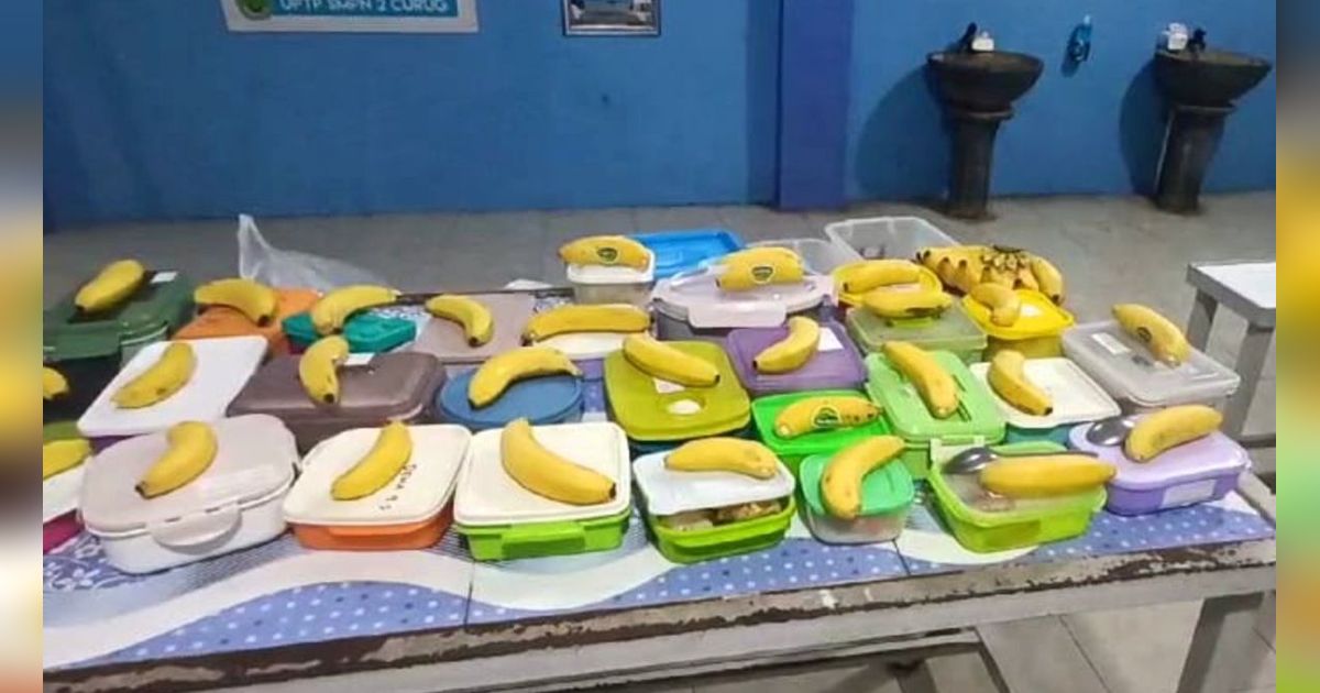 Gibran Mau Ujicoba Makan Siang Gratis, Wali Kota Solo Malah Rencanakan Program Makan Jumat buat Murid SMP