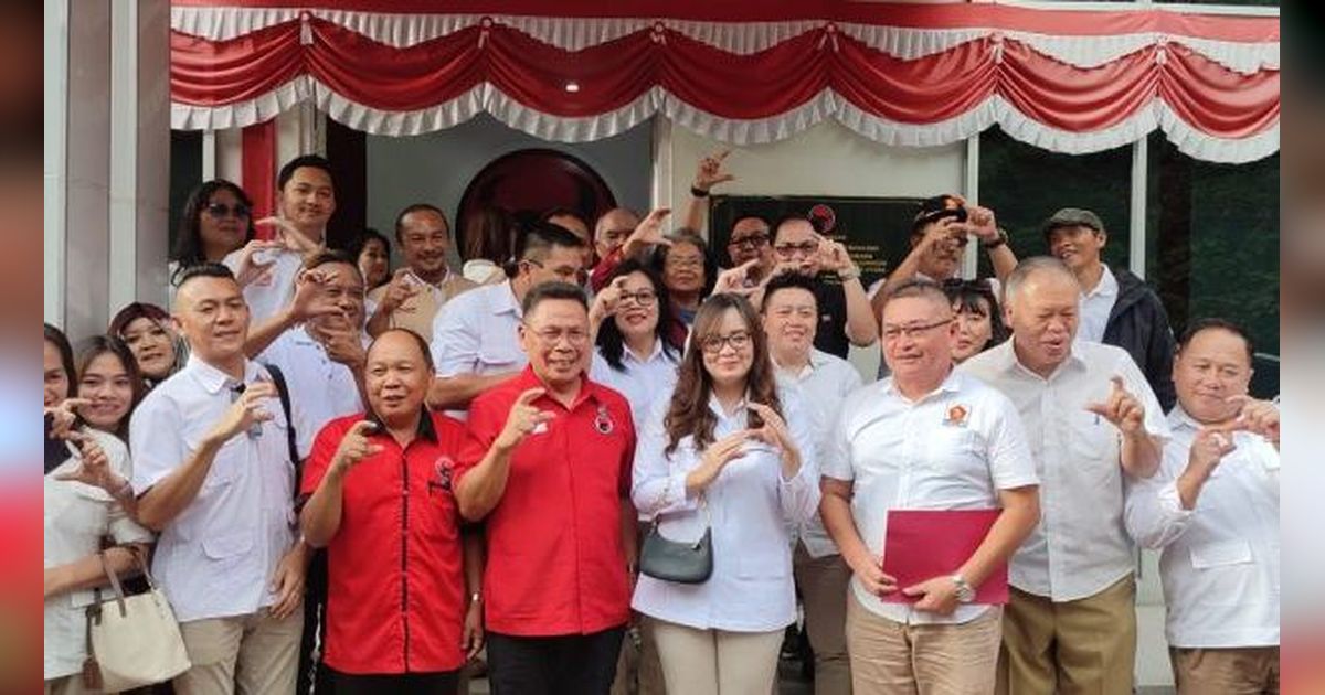 Ketua Gerindra Tomohon Sendy Rumajar Daftar Wawali ke DPC PDIP Tomohon