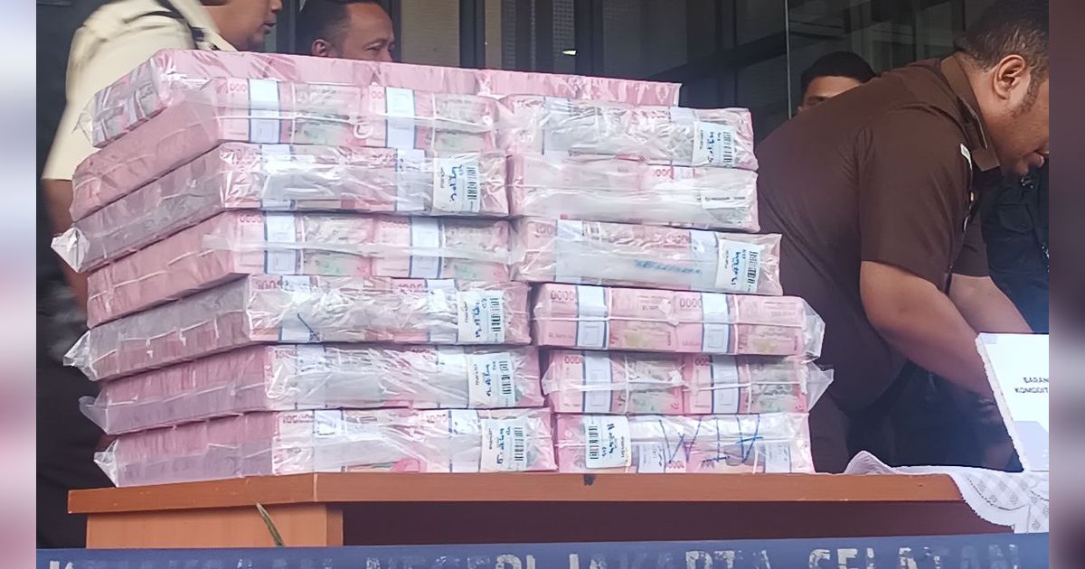 Tumpukan Uang Hervey Moeis yang Disita Karena Kasus Korupsi Timah Rugikan Negara Rp300 Triliun