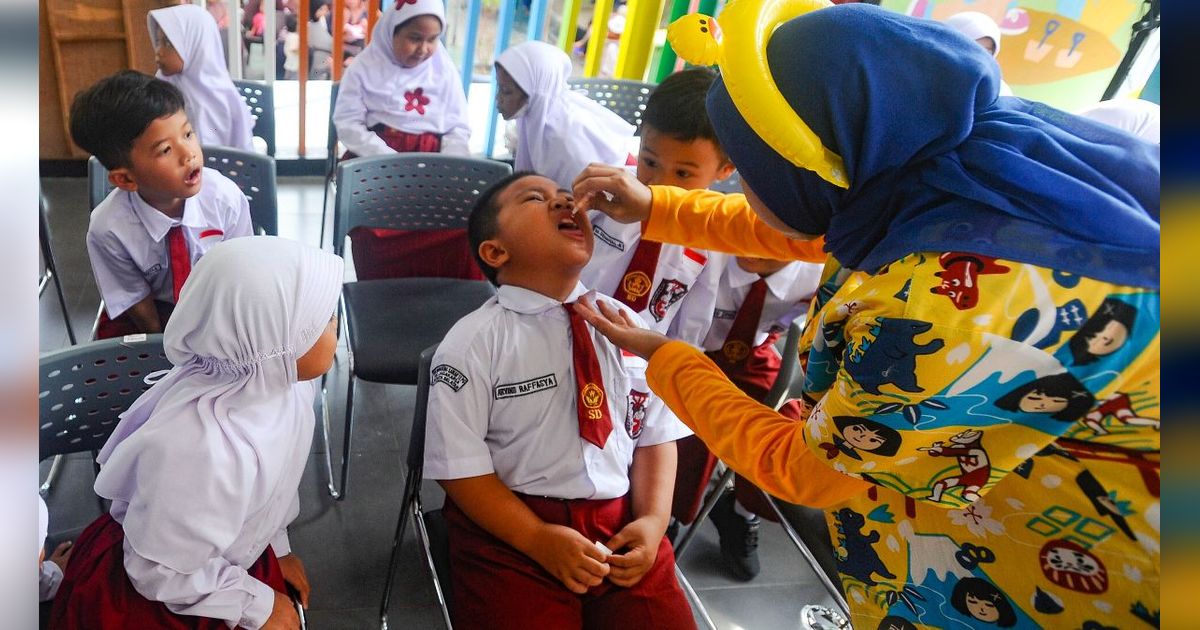 FOTO: Kemenkes Gelar Pekan Imunisasi Nasional Polio Tahap Dua, Sasar 16 Juta Anak