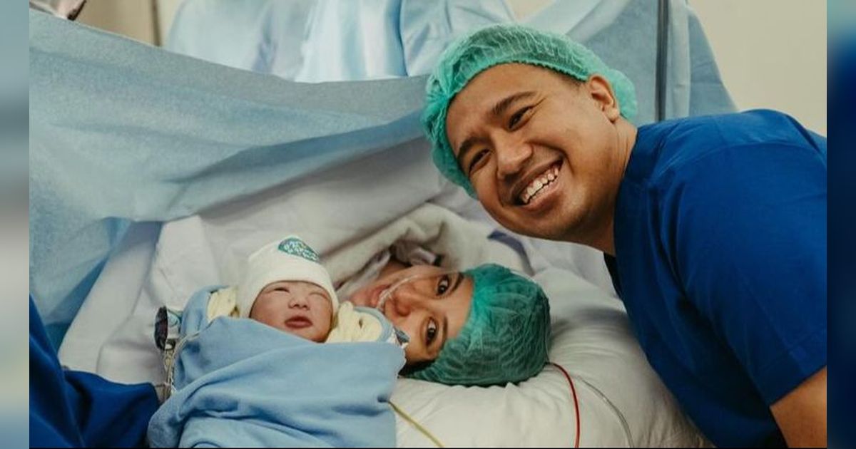 Potret Momen Haru Joshua Suherman dan Clairine Clay Dikaruniai Anak Pertama