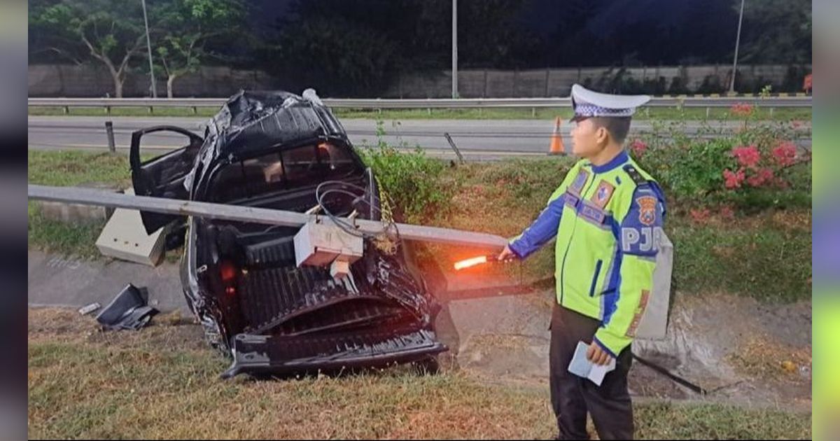 Dua Mobil Bea Cukai Kecelakaan di Tol Jombang - Mojokerto, Begini Kondisinya