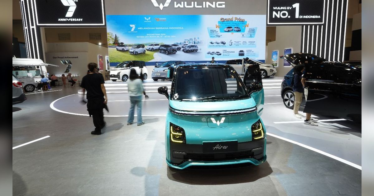 GIIAS 2024 perlihatkan Wuling Air EV dengan penampilan yang berbeda.