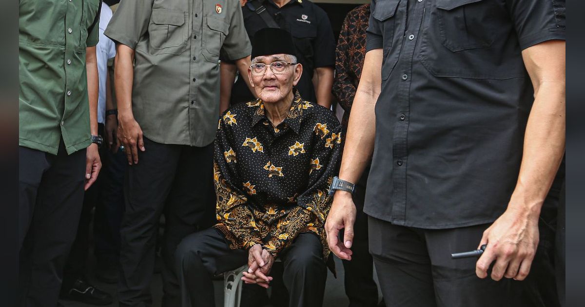 FOTO: Deretan Tokoh dan Pejabat Melayat ke Rumah Duka Hamzah Haz, Ada Try Sutrisno hingga Gibran Rakabuming