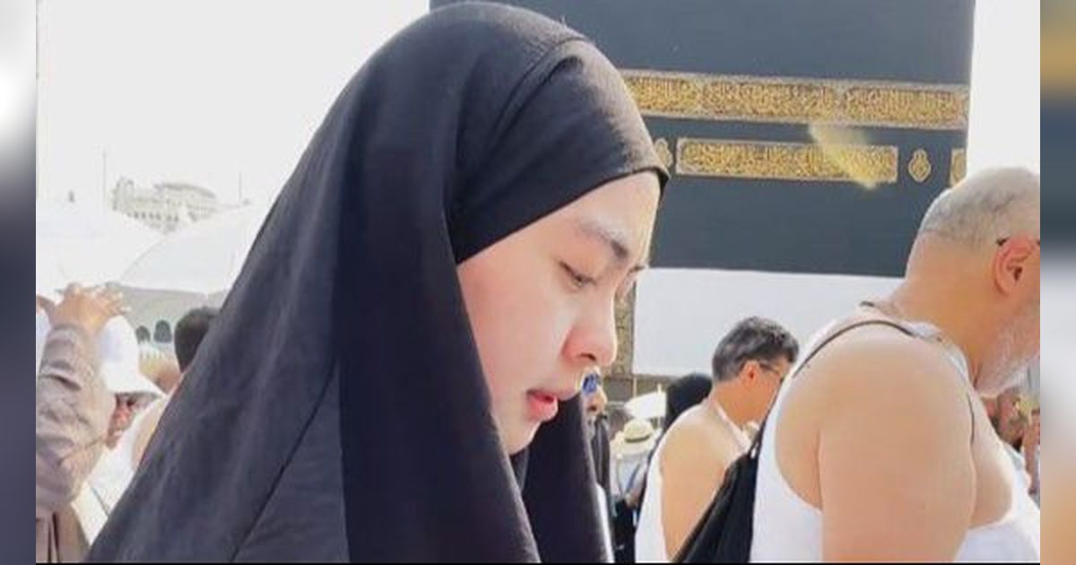 Potret Shindy Putri Kakak Ria Ricis Umumkan Kehamilan Kedua, Calon Jabang Bayi sudah Dibawa Naik Haji