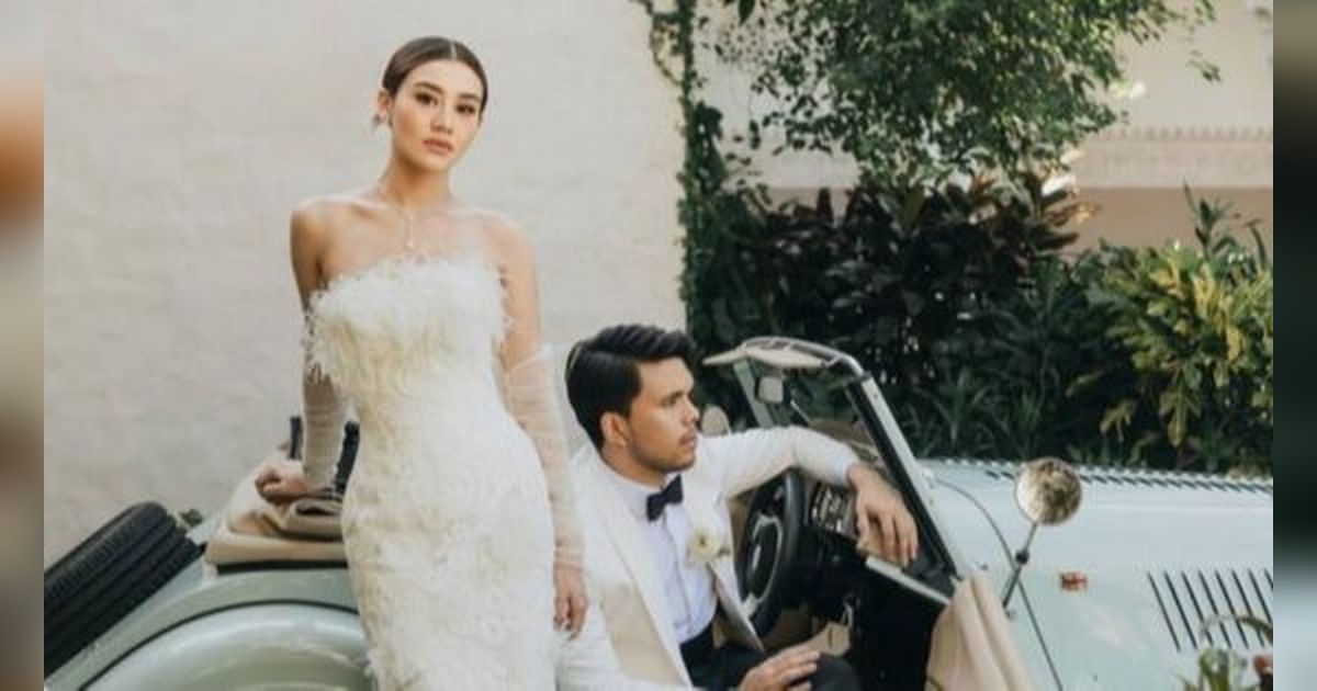 Dipuji Secantik Princess, 7 Foto Penampilan Aaliyah Massaid Ketika di Prewed Terbarunya