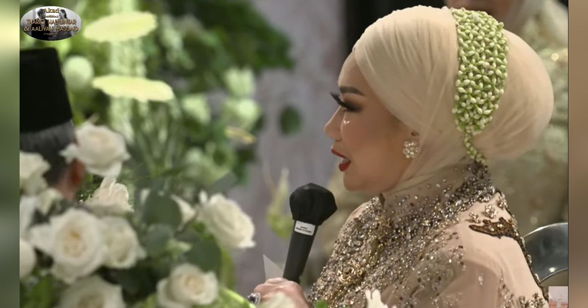 Reza Artamevia Kasih Hadiah Spesial di Pernikahan Thariq dan Aaliyah