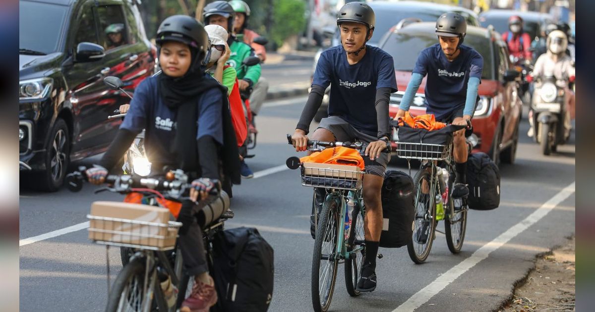 Komunitas Mengembara Biru Bersepeda dari Jakarta-Lombok Kampanyekan Hidup Minim Emisi