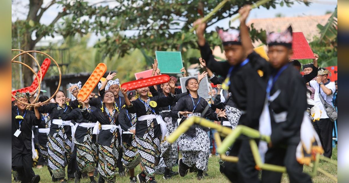 Kurangi Gadget, Pemkab Banyuwangi Ajak Anak Bermain Permainan Tradisional