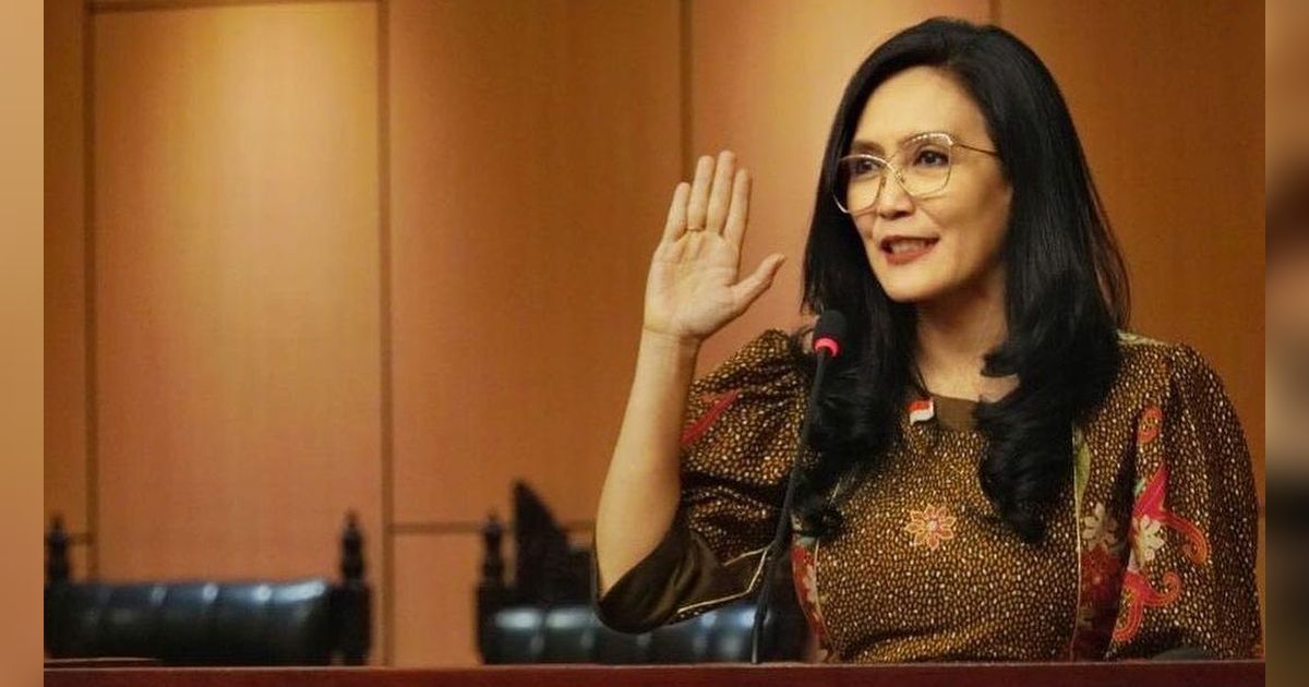 Rieke 'Oneng' Emosi Kecam Bebasnya Ronald Tannur Penganiaya Pacar 