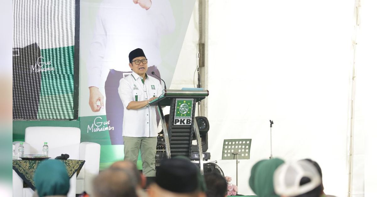 VIDEO: Momen Cak Imin Semringah Setujui Pansus Pengawasan Haji 2024, Minta DPR Tepuk Tangan