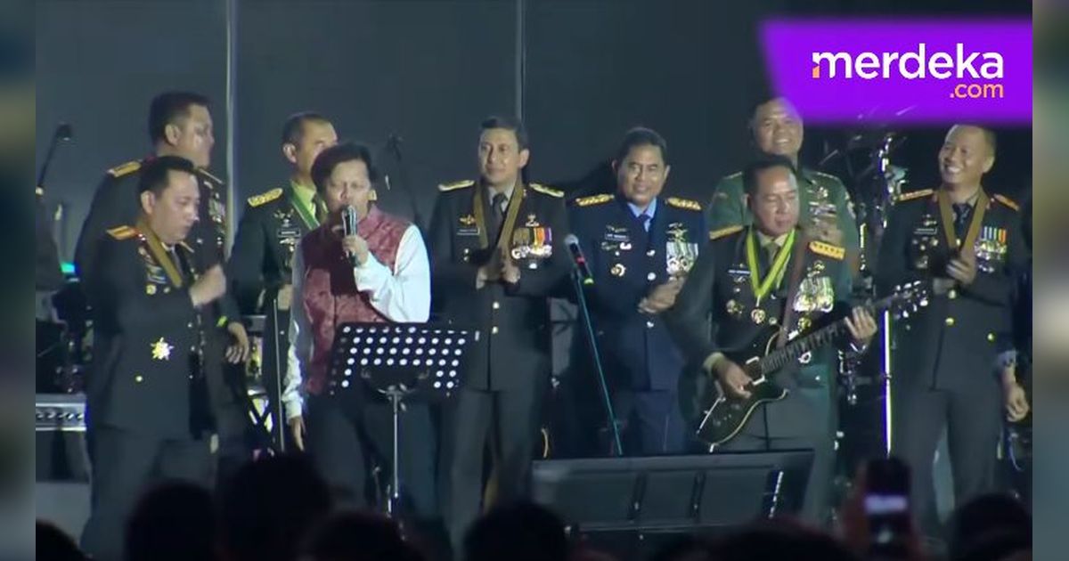 Duet Kapolri-Armand Gigi Getarkan Monas, Dahsyat Petikan Gitar Panglima TNI dan Dewa Budjana
