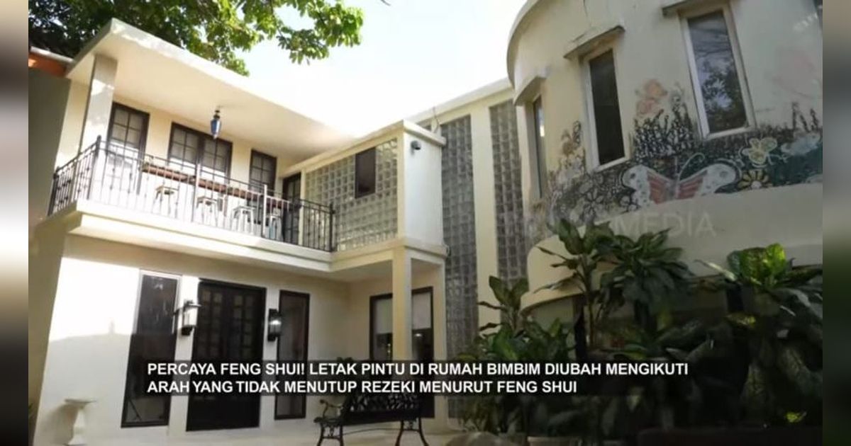 Sejuk dan Nyaman, Irfan Hakim dan Raffi Ahmad Melongo Melihat Halaman Rumah Bimbim Slank 'Saya Suka yang Antik'