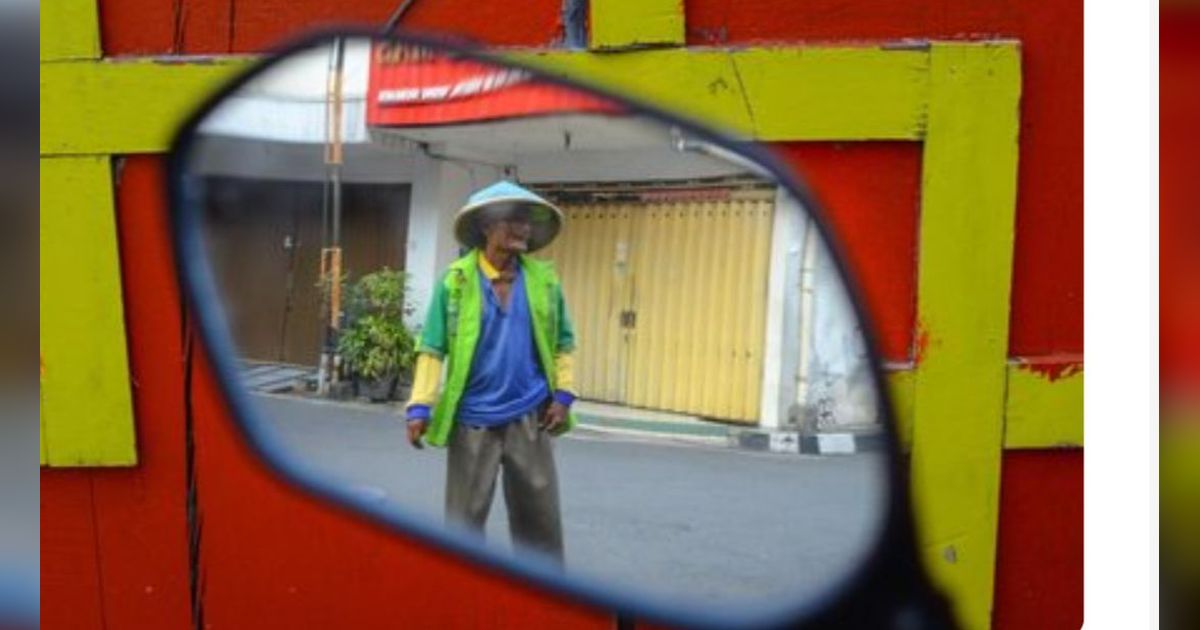 Sejarah Tukang Parkir di Jakarta, Dulu Resmi di Bawah Pemerintahan Gubenur Ali Sadikin, Petugas Pakai Seragam Khusus Ini