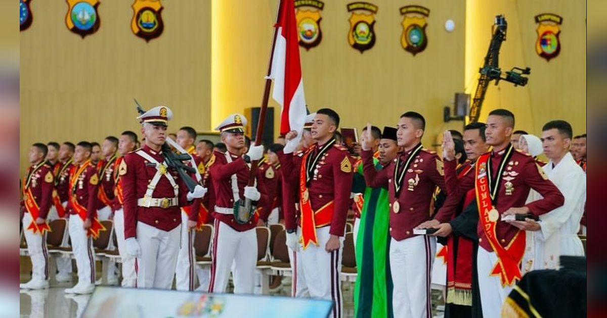 Bapak Satpam Ibu Jualan, Ortu Regina Ceritakan Perjuangan Sang Anak jadi Catar Akpol Sampai Ditanya Begini Sama RT