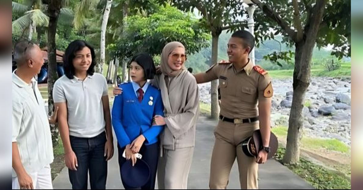 Potret Gendhis Putri Arzeti Bilbina dalam Seragam Taruna Nusantara, Tetap Cantik dengan Rambut Pendek - Pernah Tampil di Depan Presiden