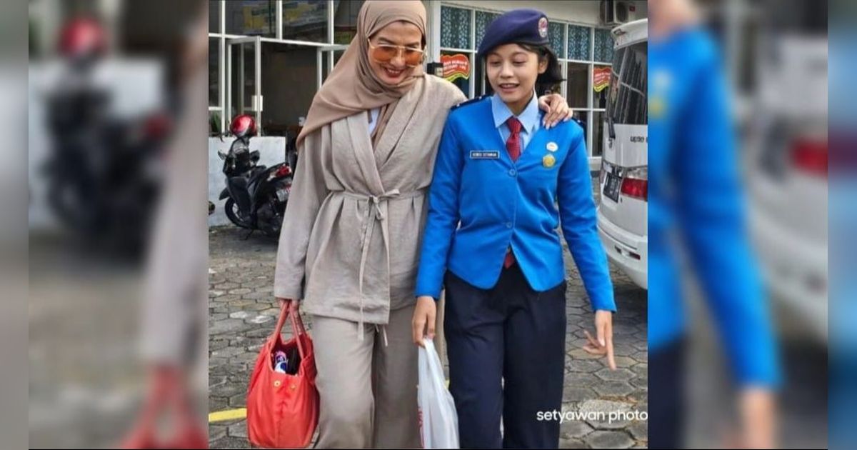 Potret Gendhis Anak Arzeti Bilbina yang Sekolah di Taruna Nusantara, Pesona Cantiknya Mencuri Perhatian