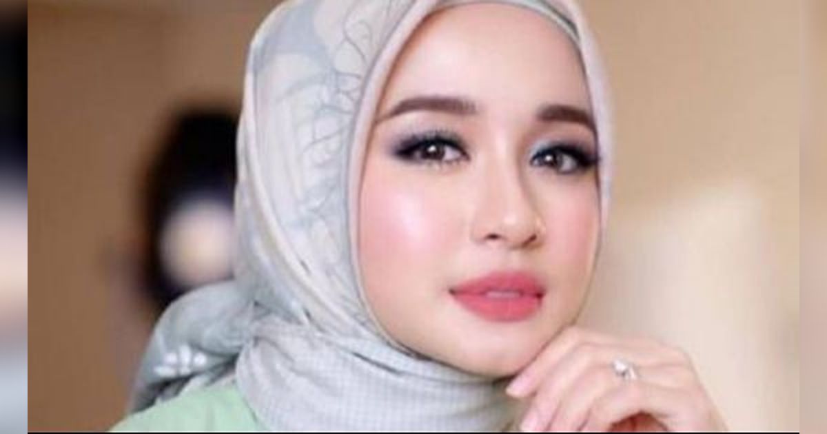 10 Potret Cantik Laudya Cynthia Bella, yang Ramai Digosipkan Jadi Istri Ketiga