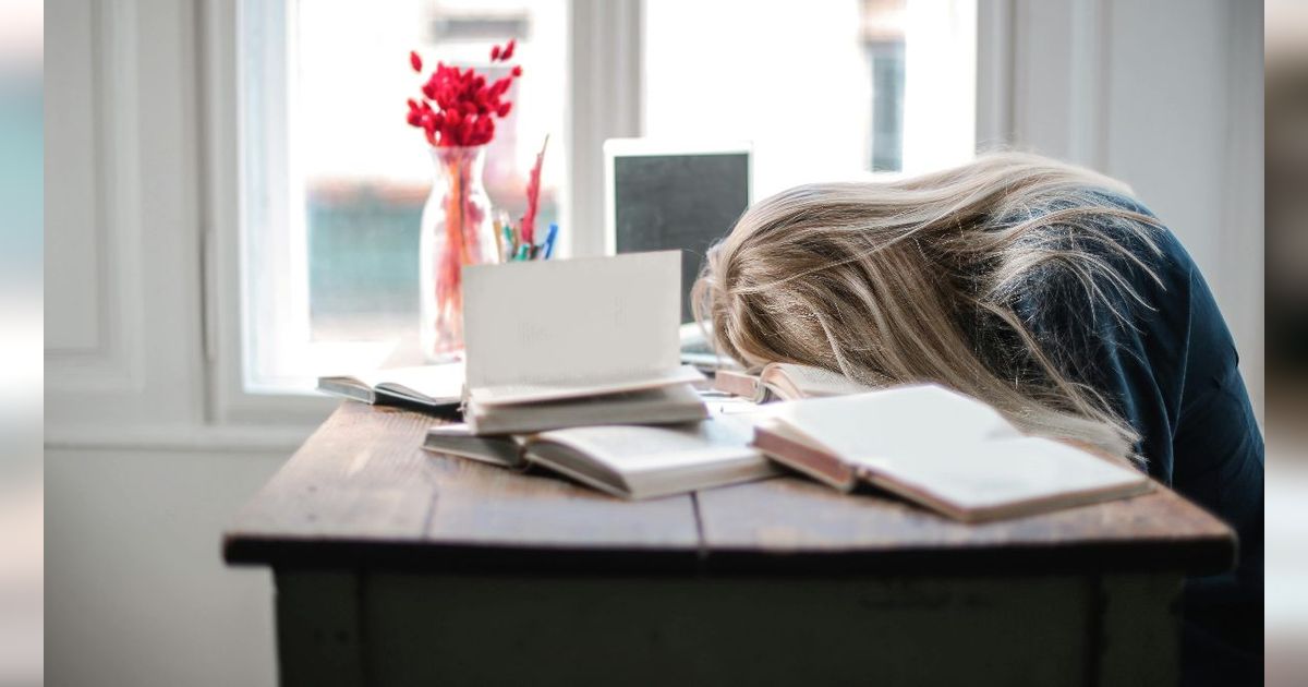 Ingin Cepat Lulus? Ini Bacaan Doa saat Malas Mengerjakan Skripsi, Lengkap dengan Tipsnya agar Semangat Lagi