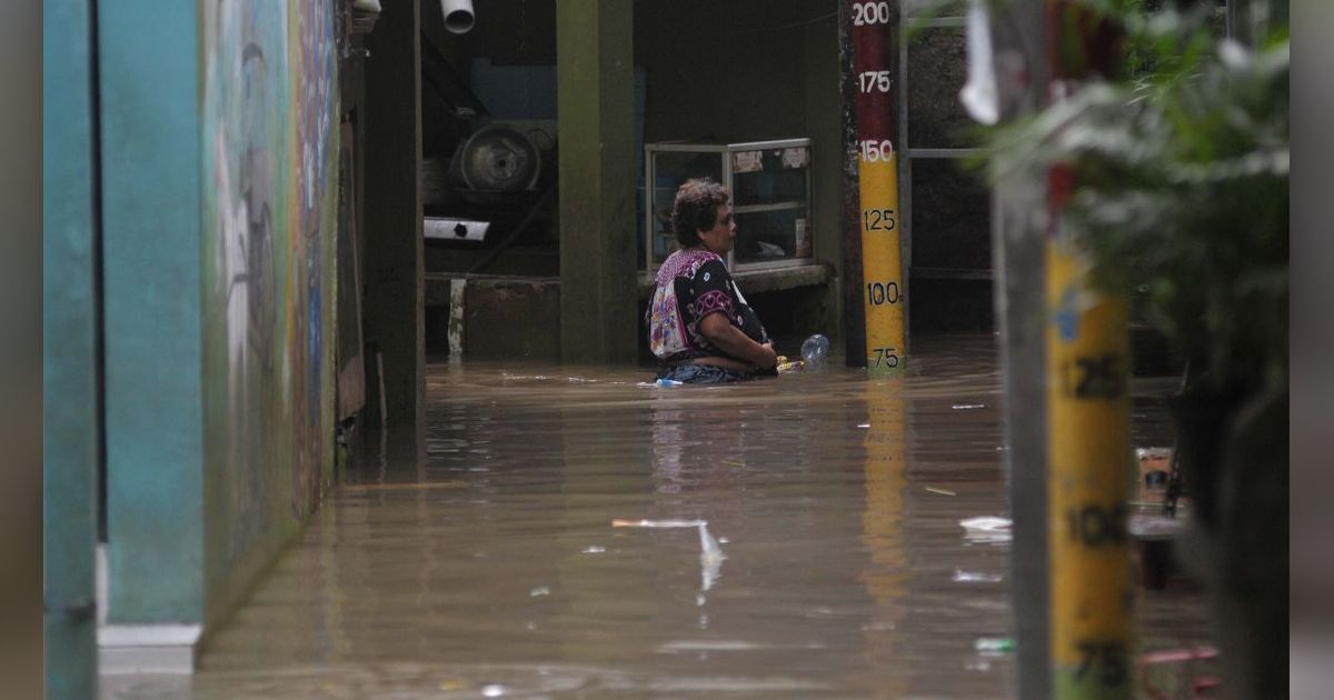 Waspada Potensi Banjir Awal Agustus di Indonesia Tengah-Timur