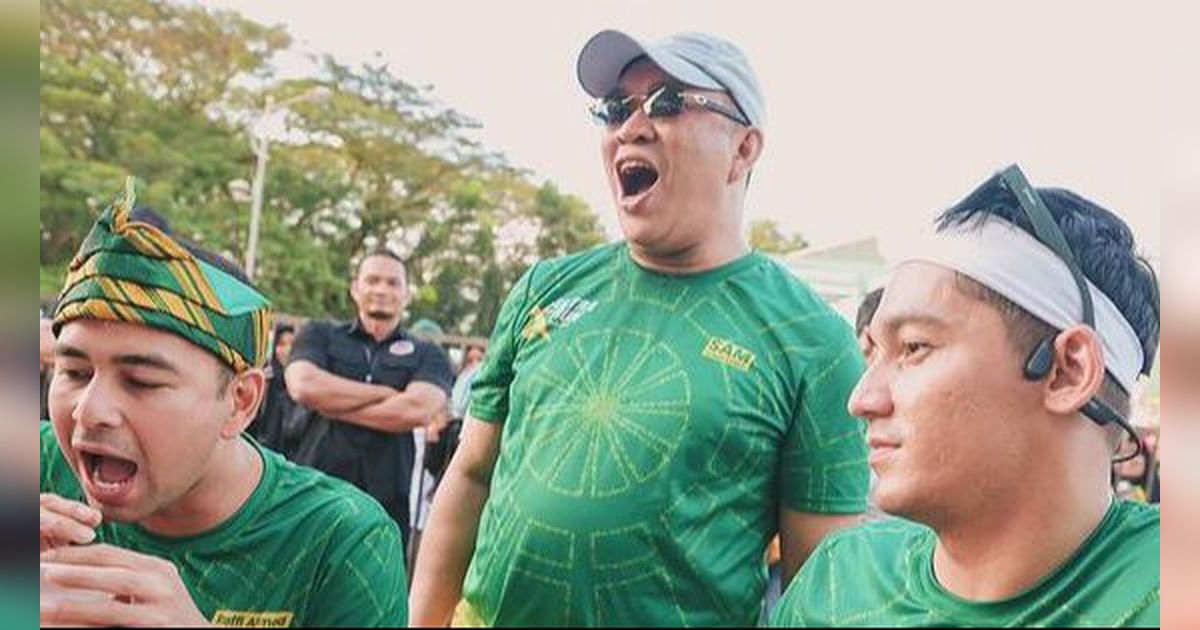 7 Potret Keseruan Raffi Ahmad Lari Maraton Sambil Bawa Jajarans Keliling Sulawesi Tenggara