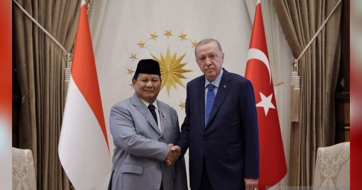 VIDEO: Adab Prabowo Sungkan Diantar ke Mobil, Tangan Presiden Erdogan Ditarik Sampai Gandengan