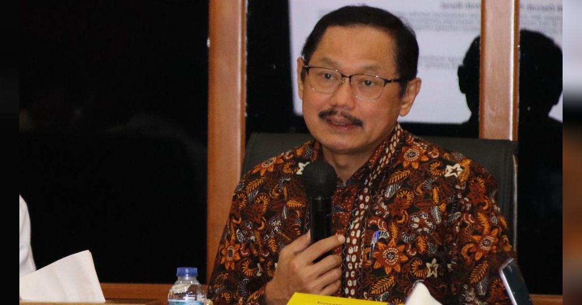 Unair Blak-blakan soal Pemecatan Dekan Fakultas Kedokteran Usai Tolak Dokter Asing