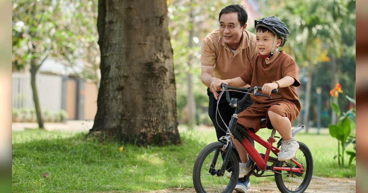 Swedia Sahkan UU Kakek-Nenek Bisa dapat Cuti Berbayar untuk Merawat Cucu