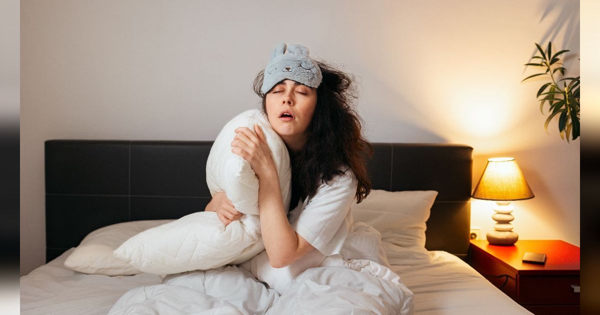 Sering Terbangun dari Tidur di Tengah Malam? Ketahui 3 Penyebabnya