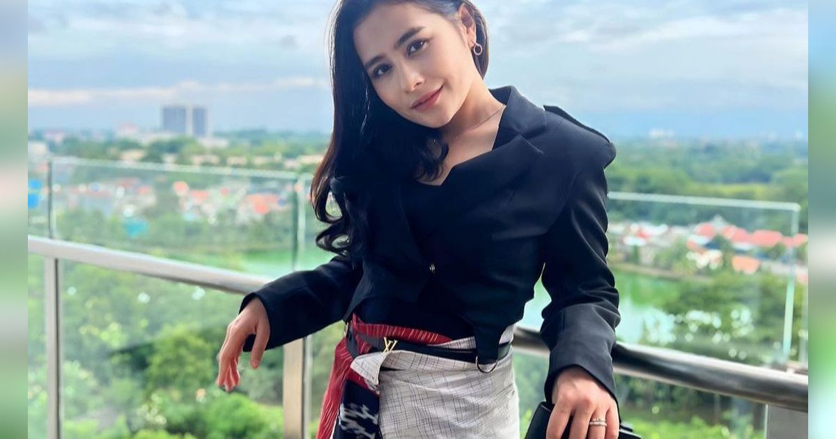 Prilly Latuconsina Jadi Pengurus Yayasan BUMN, Apa Tugasnya?