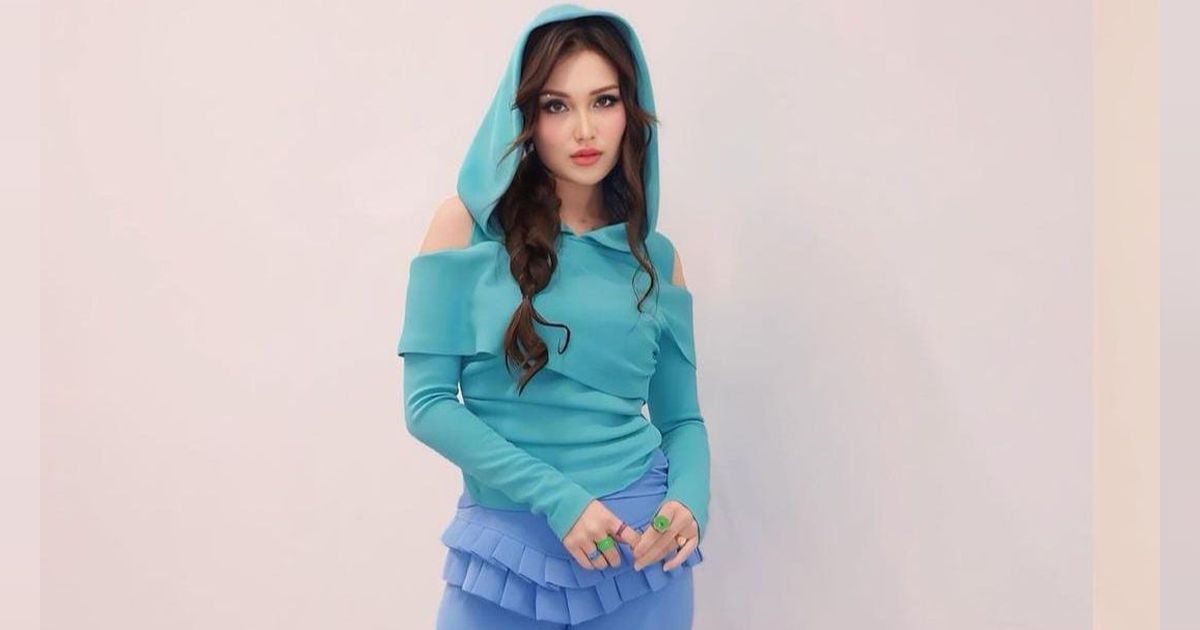 Potret Terbaru Ayu Ting Ting yang Cantik & Mangling, Netizen 'Seperti Princess Jasmine'