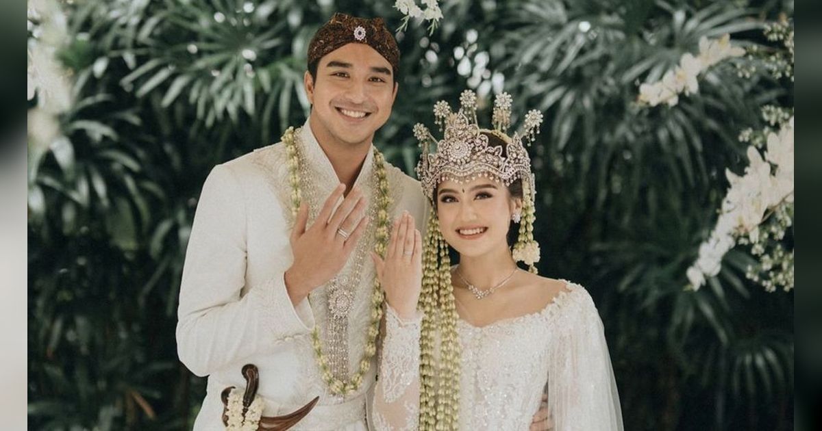 10 Potret Pernikahan Mewah Salshabilla Adriani-Ibrahim Risyad Di Tanggal 1 Suro, Bak Putri & Pangeran