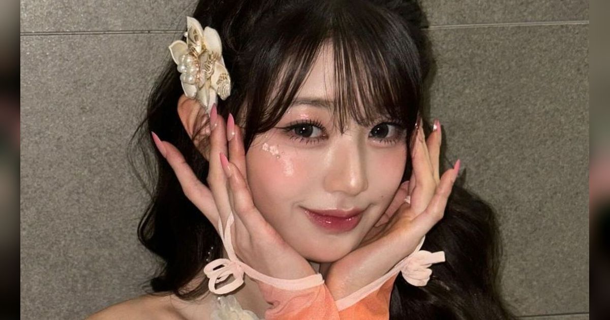 Tampil Lebih Cute dan Glowing Ala Won-young IVE Cuma dengan 2 Produk Makeup