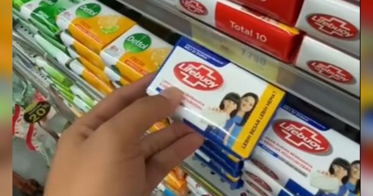 Viral Sosok Wanita Diduga Model Banyak Kemasan Produk, Wajahnya Ada Dimana-mana!