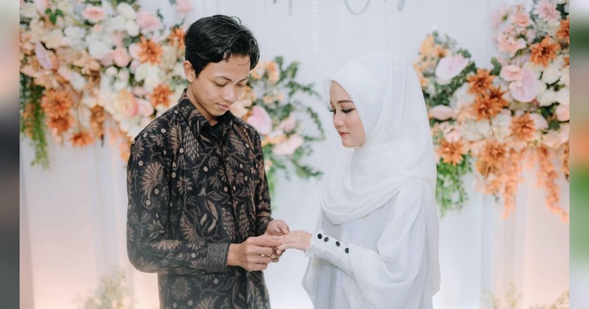 Bikin Iri! Baru Tunangan, Calon Pengantin di Sulteng Bawa Seserahan Mewah: Buket Uang, Satu Set Perhiasan Emas hingga Paket Umroh