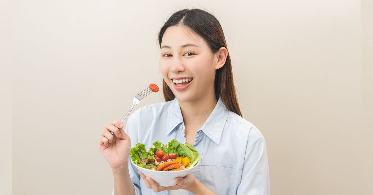 Jangan Buru-Buru, Mengunyah Makanan dengan Baik Bisa Cegah Kanker Lambung
