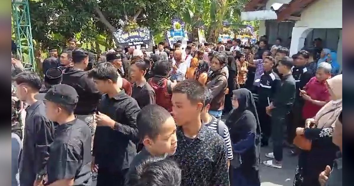 Ratusan Orang Iringi Pemakaman Ketua OSIS SMA di Klaten usai Perayaan Ultah Berujung Maut