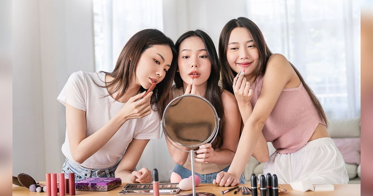 4 Produk Makeup yang Wajib Dimiliki Pemula