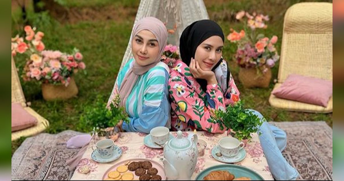 10 Potret Aktivitas Nisya Ahmad Sebelum Gugat Cerai Andika