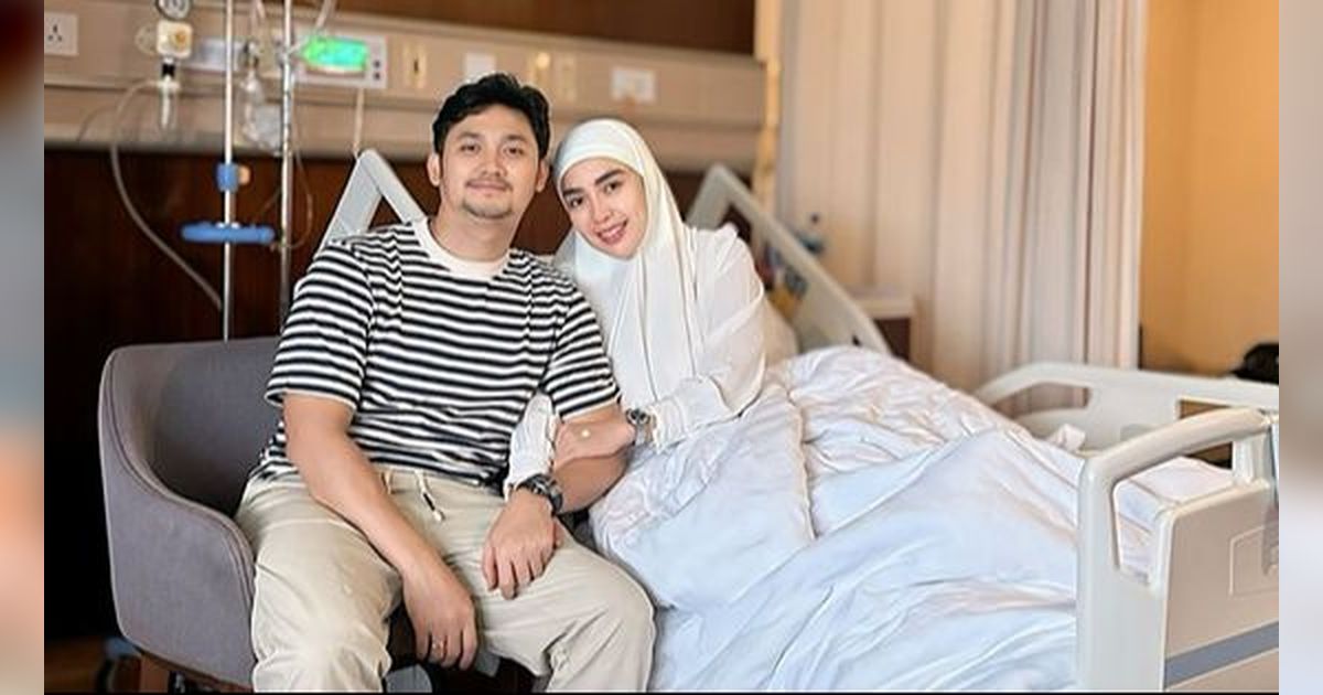 10 Potret Detik-Detik Istri Angga Wijaya Melahirkan