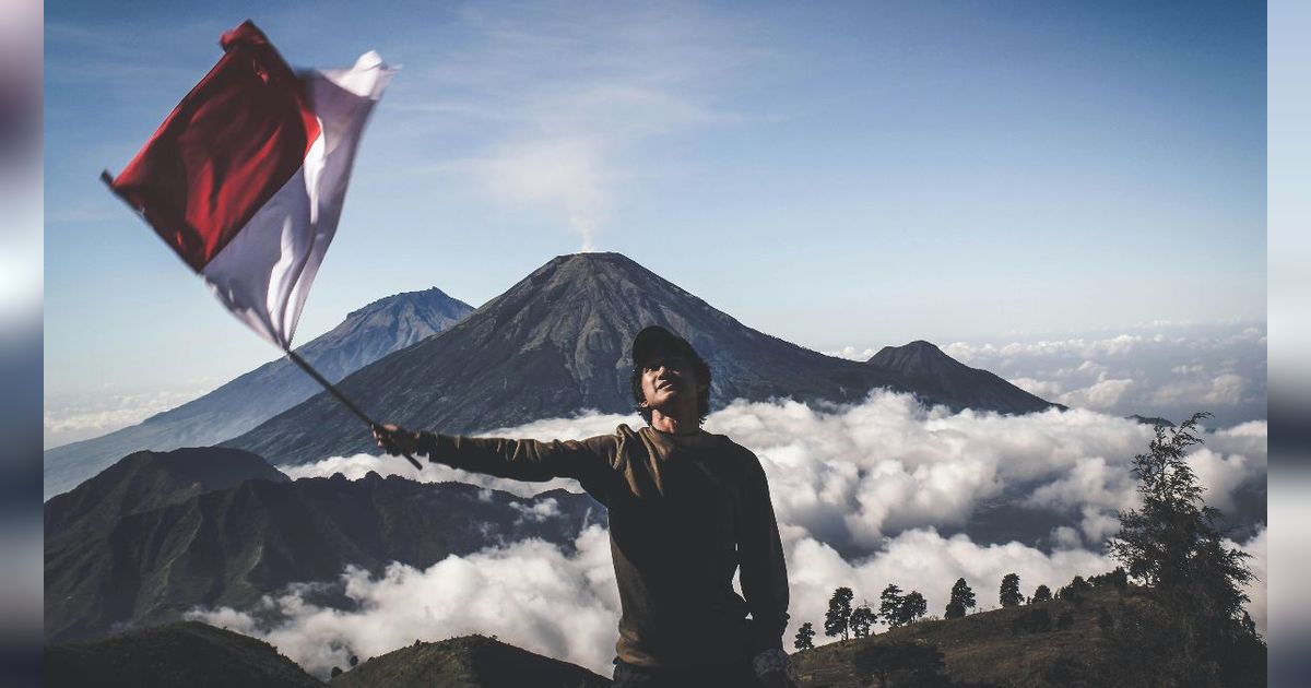 40 Kata-Kata Peringatan 17 Agustus di Puncak Gunung yang Estetik, Cocok untuk Status Media Sosial