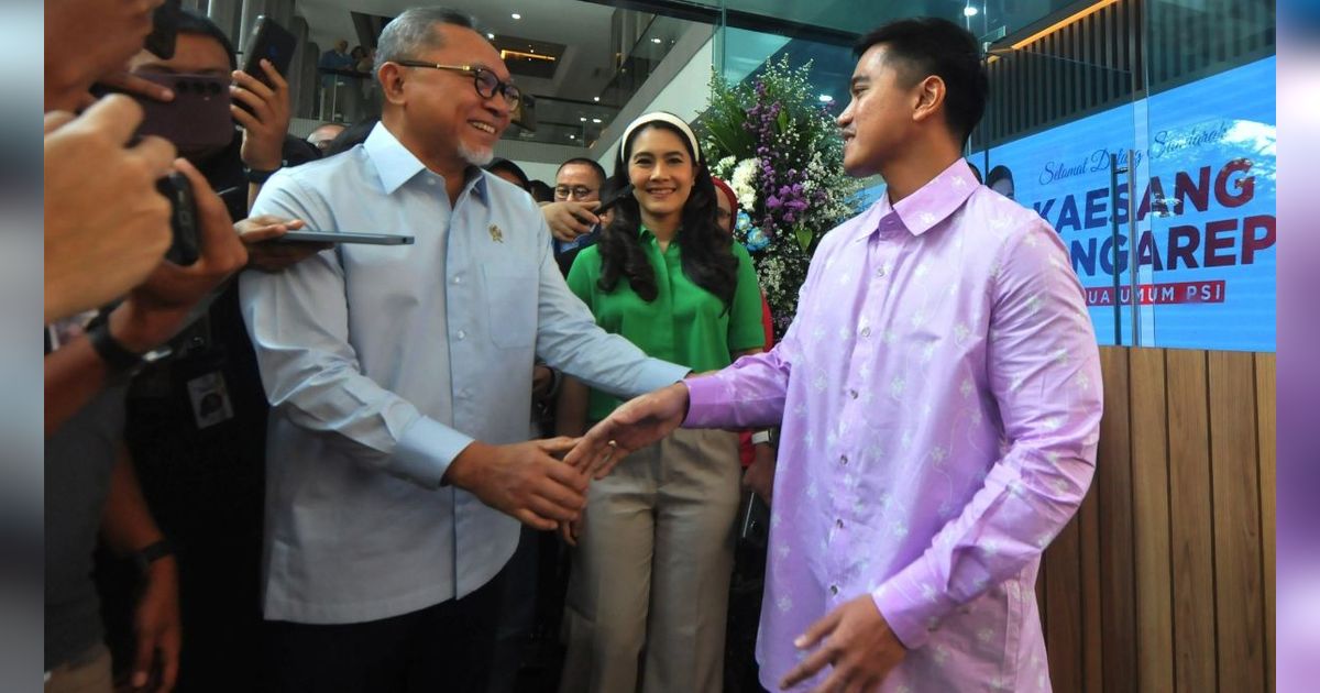 FOTO: Bertemu Zulkifli Hasan, Kaesang Pangarep Terang-Terangan Bakal Koalisi PSI dan PAN pada 2029