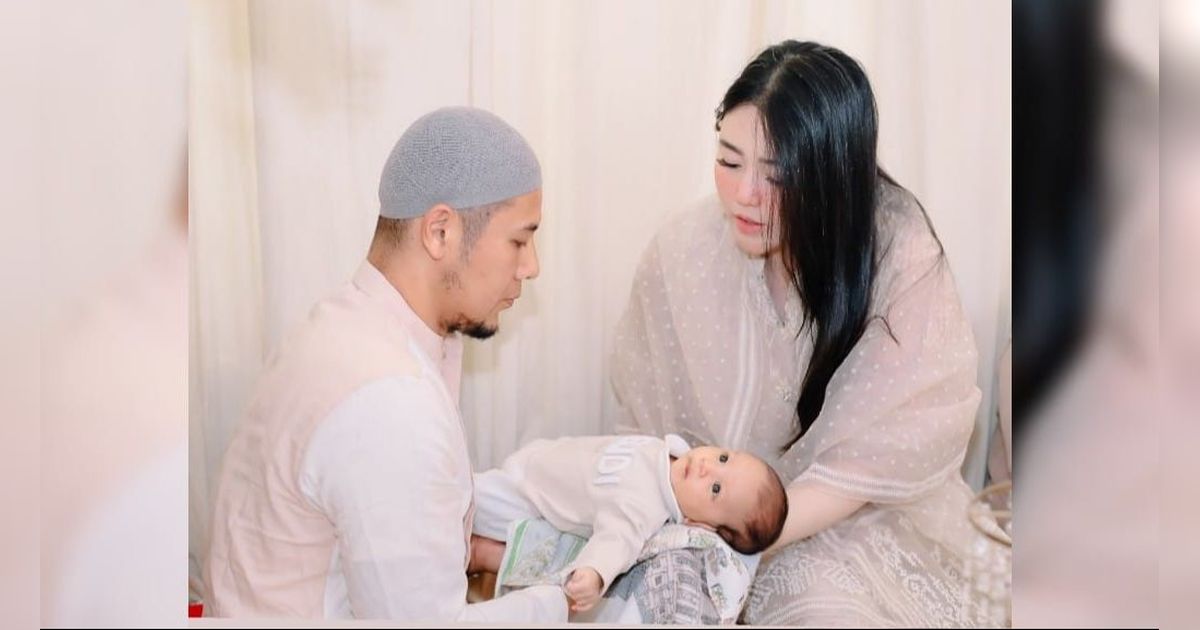 Potret Akikah Baby Agham Anak Via Vallen, Paras Cute Sang Anak Bikin Salfok