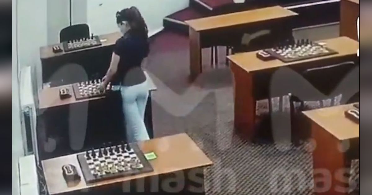 Detik-Detik Pemain Catur Racuni Lawan Terekam CCTV, Papan Catur Ditaburi Merkuri Sebelum Tanding