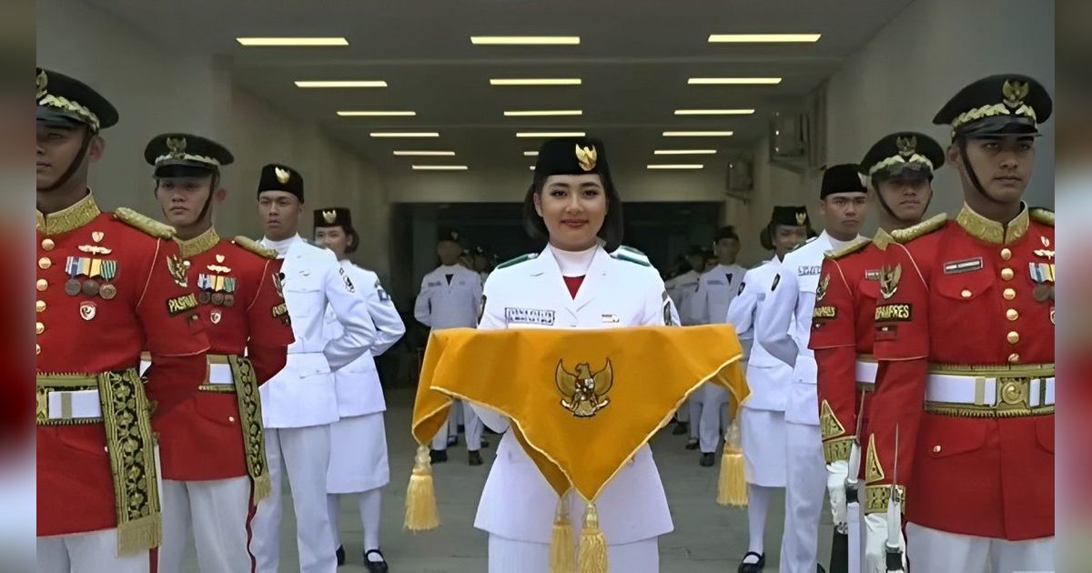 Viral! Sempat Ditunjuk Sebagai Pembawa Baki, Paskibraka Asal Sumbar Tiba-tiba Diganti dengan yang Tak Berjilbab di Detik Terakhir