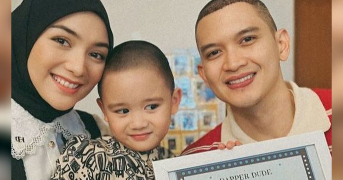 8 Foto Athar Anak Citra Kirana dan Rezky Aditya Yang Dapat Penghargaan 'Si Paling Stylish' di Sekolahnya